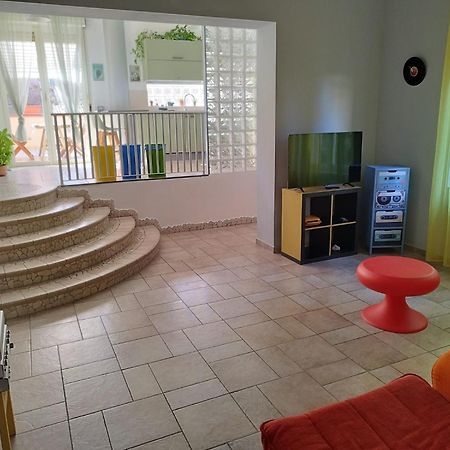 Appartamento Fronte Mare Con Parcheggio Privato Пескара Екстериор снимка