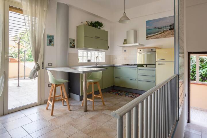 Appartamento Fronte Mare Con Parcheggio Privato Пескара Екстериор снимка