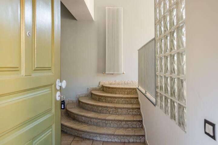 Appartamento Fronte Mare Con Parcheggio Privato Пескара Екстериор снимка